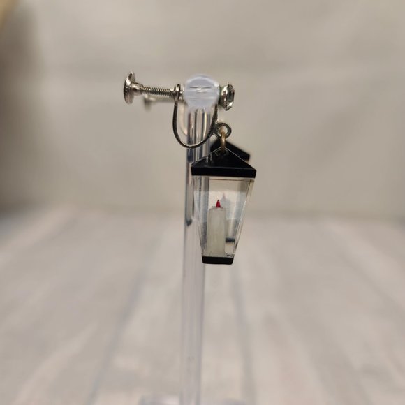 Lucite Candle Lantern Earrings in Black- Vintage, Christmas, Pinup, Screwback - Picture 5 of 6